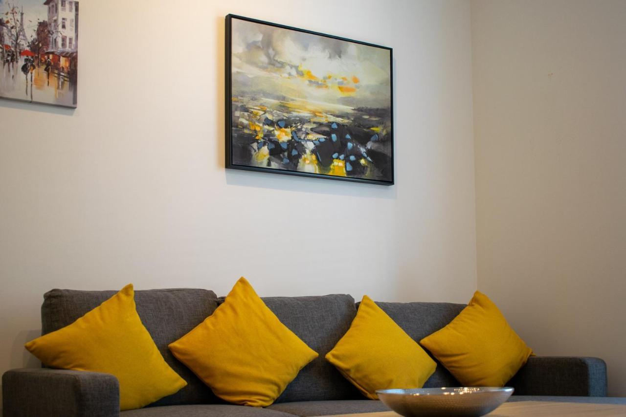 Beautifully Renovated Apartment -Central Эдинбург Экстерьер фото